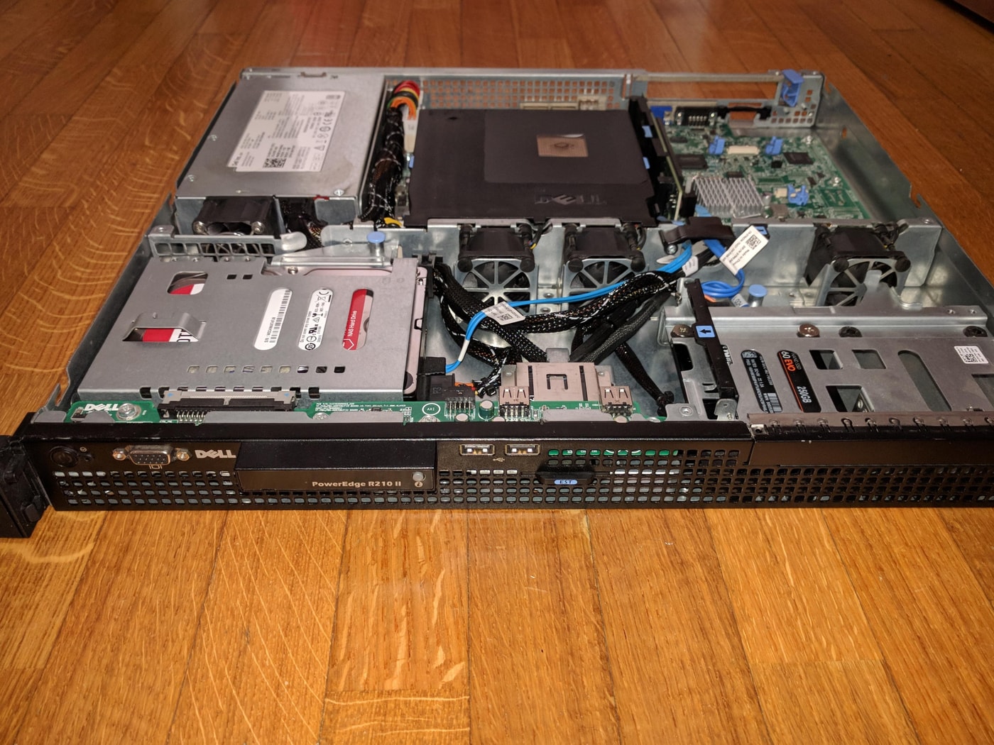 Server Dell R210 II